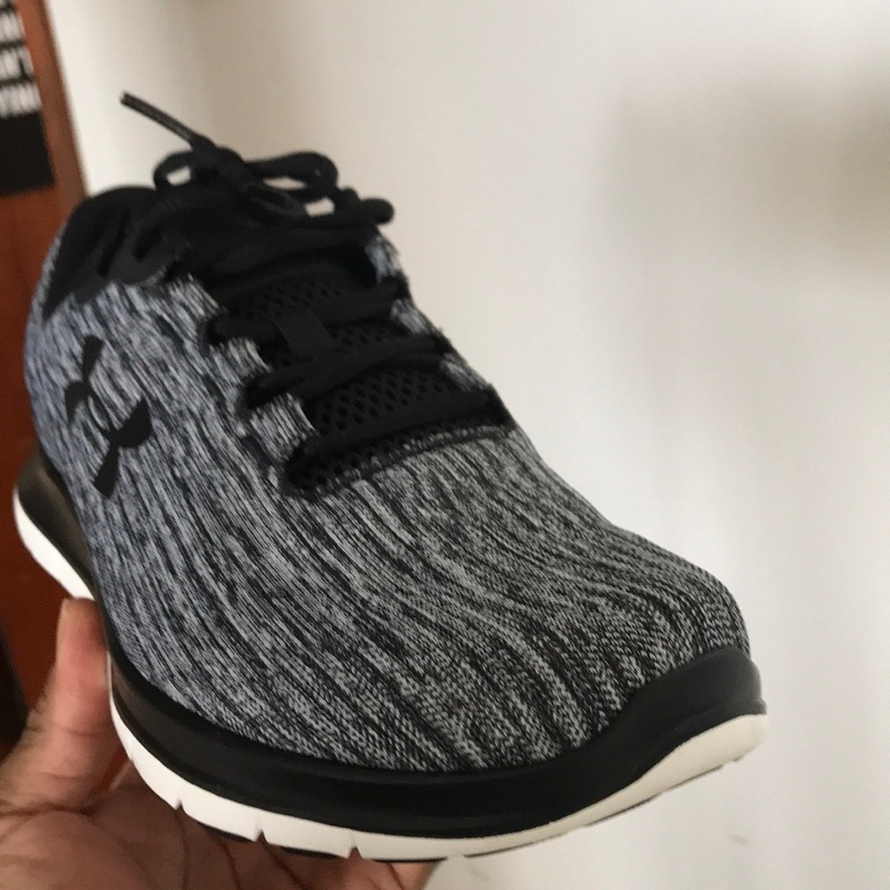 UNDER ARMOUR  running sneakers